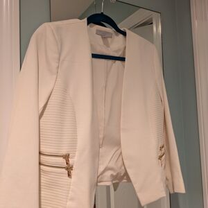 H&M White Blazer with Modern Textured Design